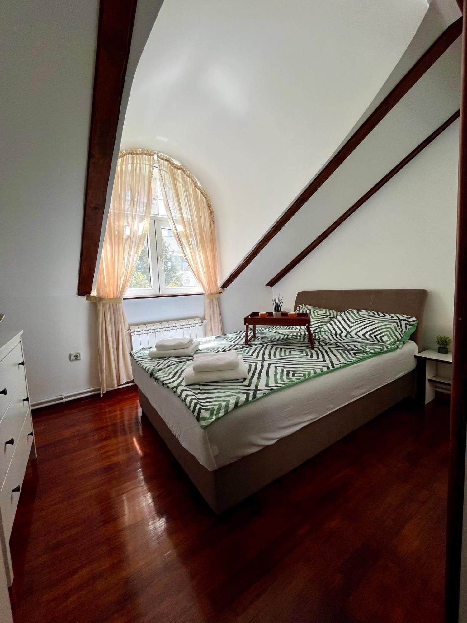 Ferienwohnung Urban Oasis Belgrad Exterior foto