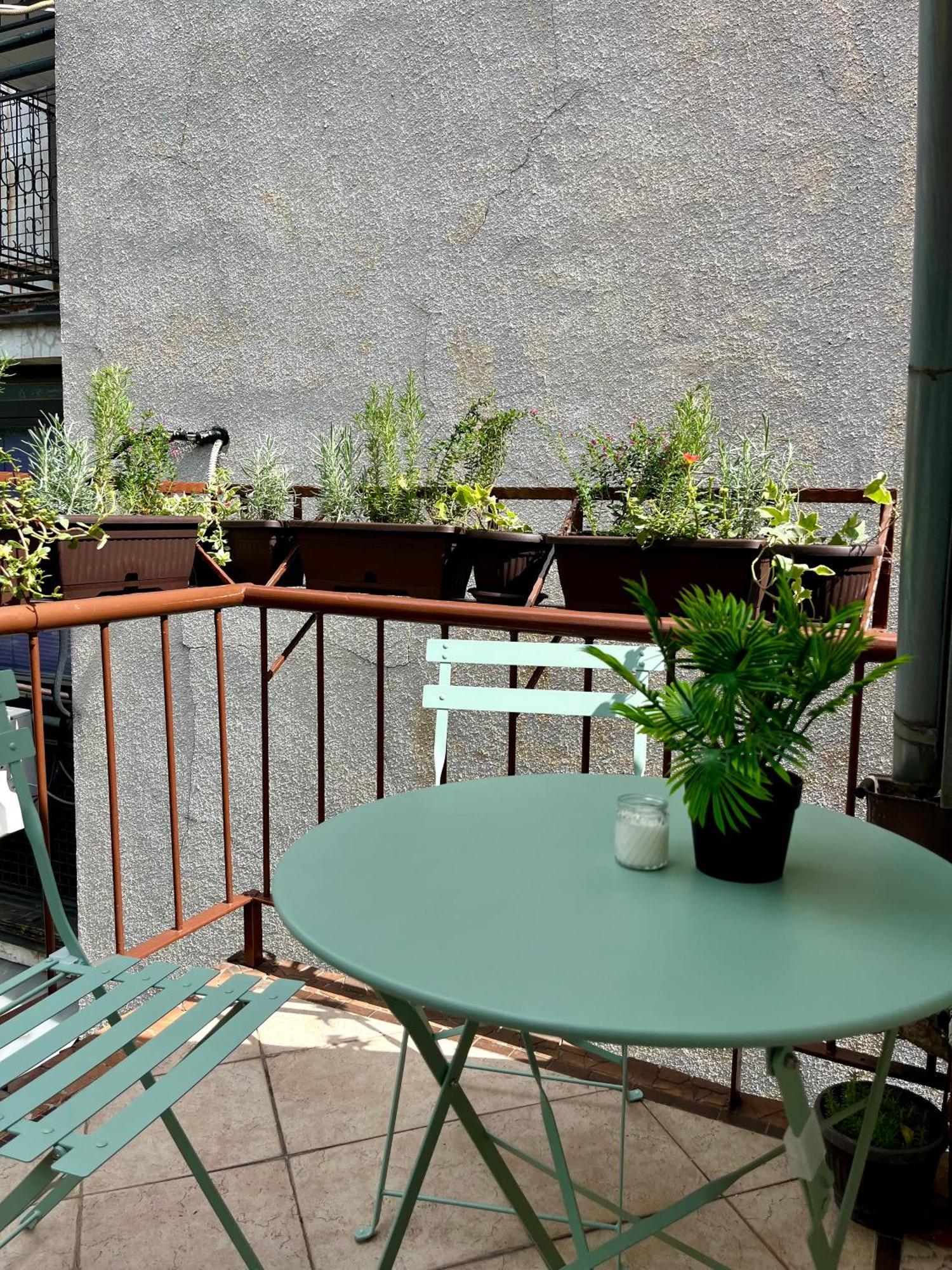 Ferienwohnung Urban Oasis Belgrad Exterior foto